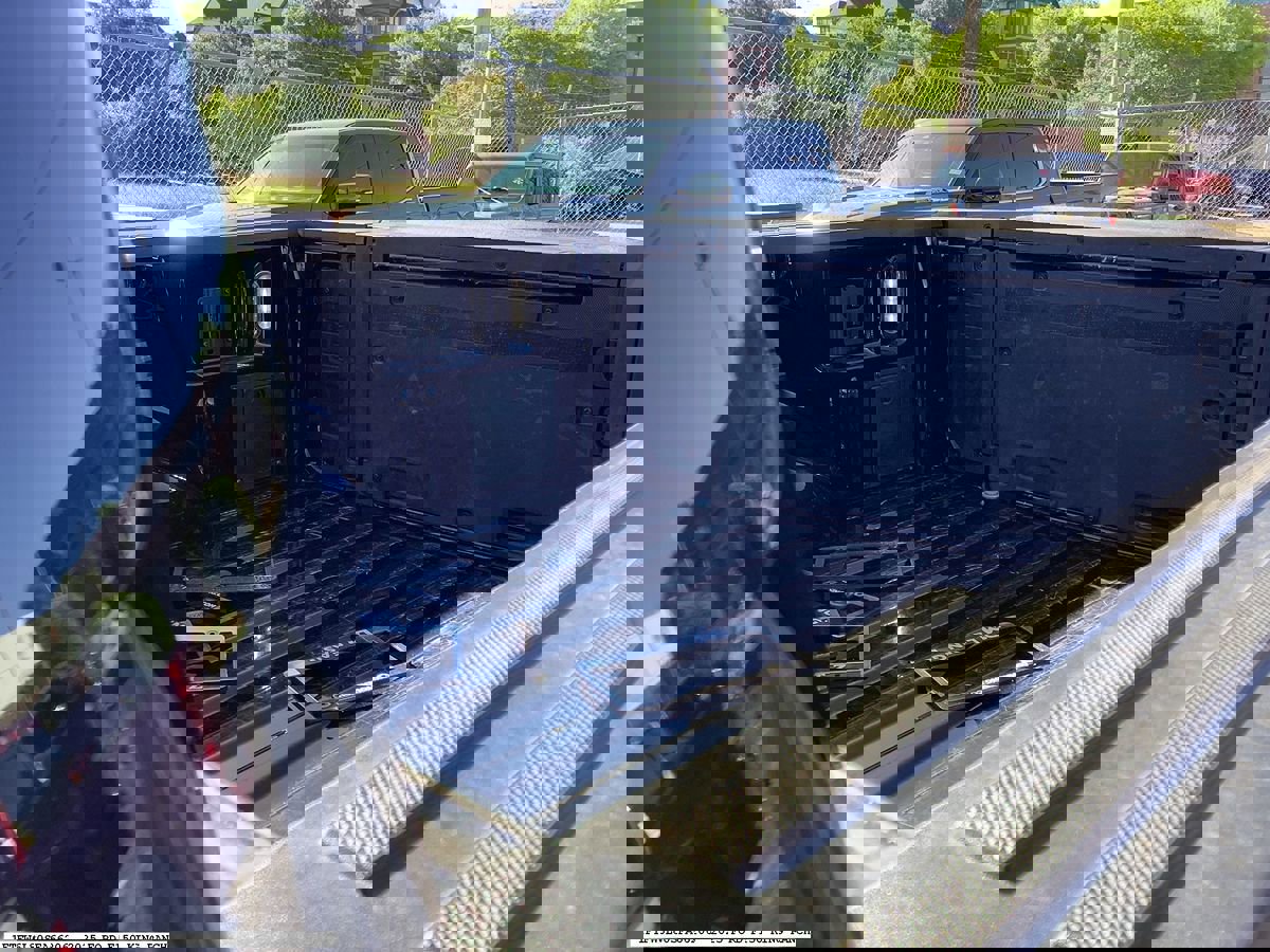 Used 2025 Ford F150 King Ranch w/ FX4 Off-Road Package AWD/4WD image 10