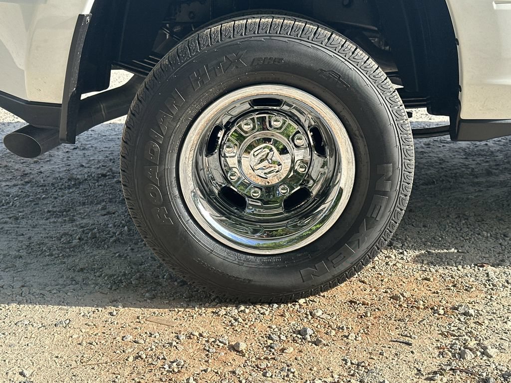 New 2026 RAM 3500 Tradesman AWD/4WD image 17