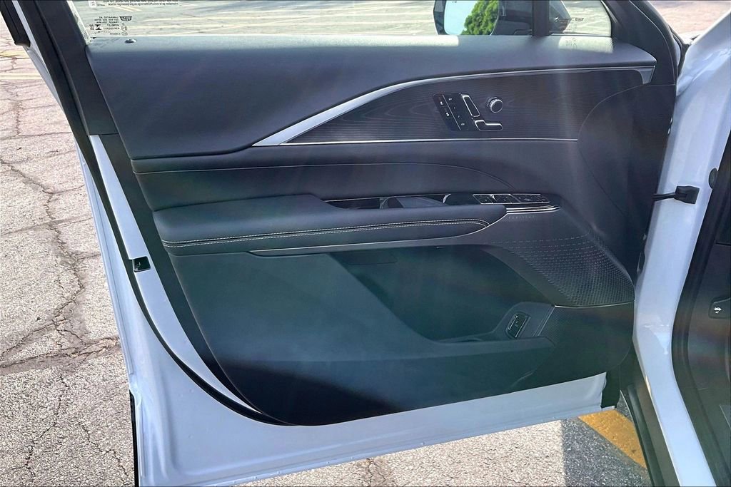 New 2026 Cadillac Lyriq Sport image 11