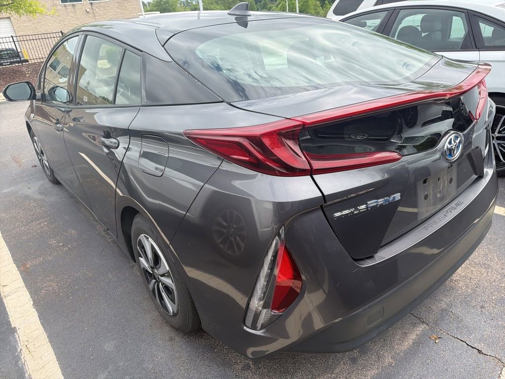 Used 2017 Toyota Prius Prime Premium FWD image 7