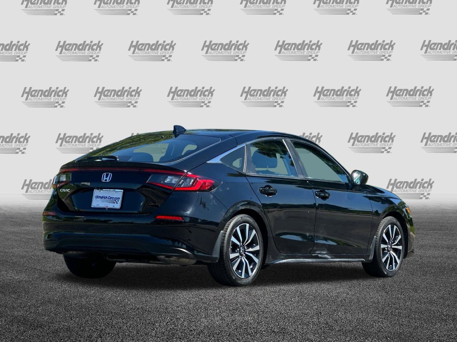Used 2023 Honda Civic EX-L image 5