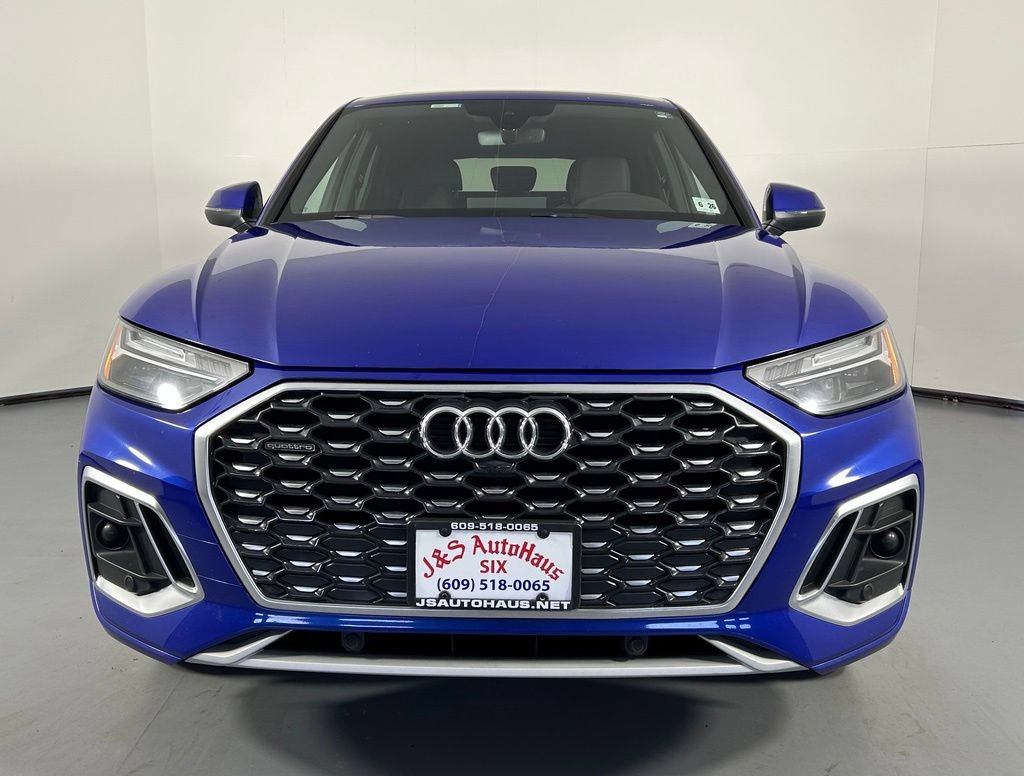 Used 2021 Audi Q5 2.0T Premium w/ Convenience Package AWD/4WD image 2
