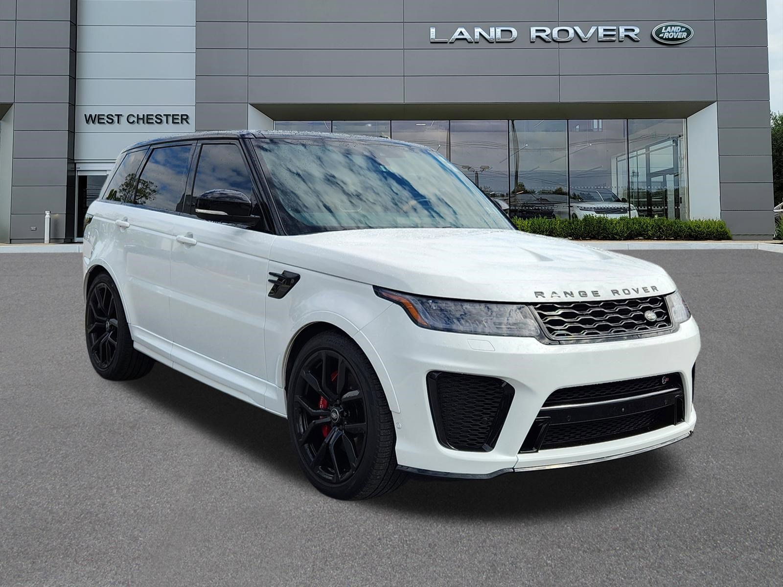 Used 2022 Land Rover Range Rover Sport SVR AWD/4WD image 2