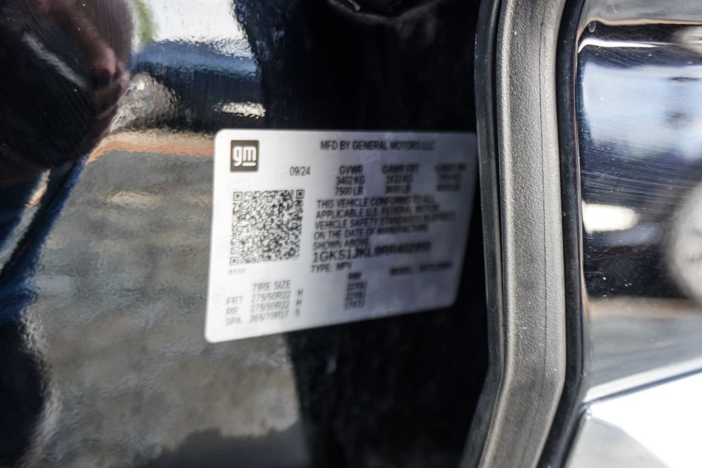 Used 2024 GMC Yukon XL Denali RWD image 36