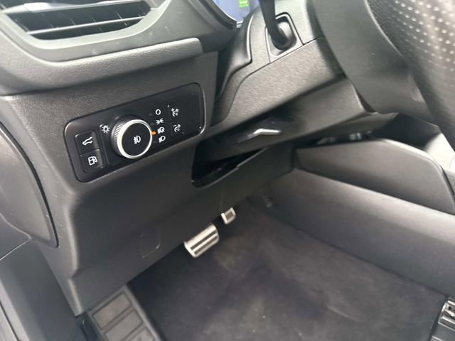 Used 2023 Ford Escape ST-Line Select AWD/4WD image 22