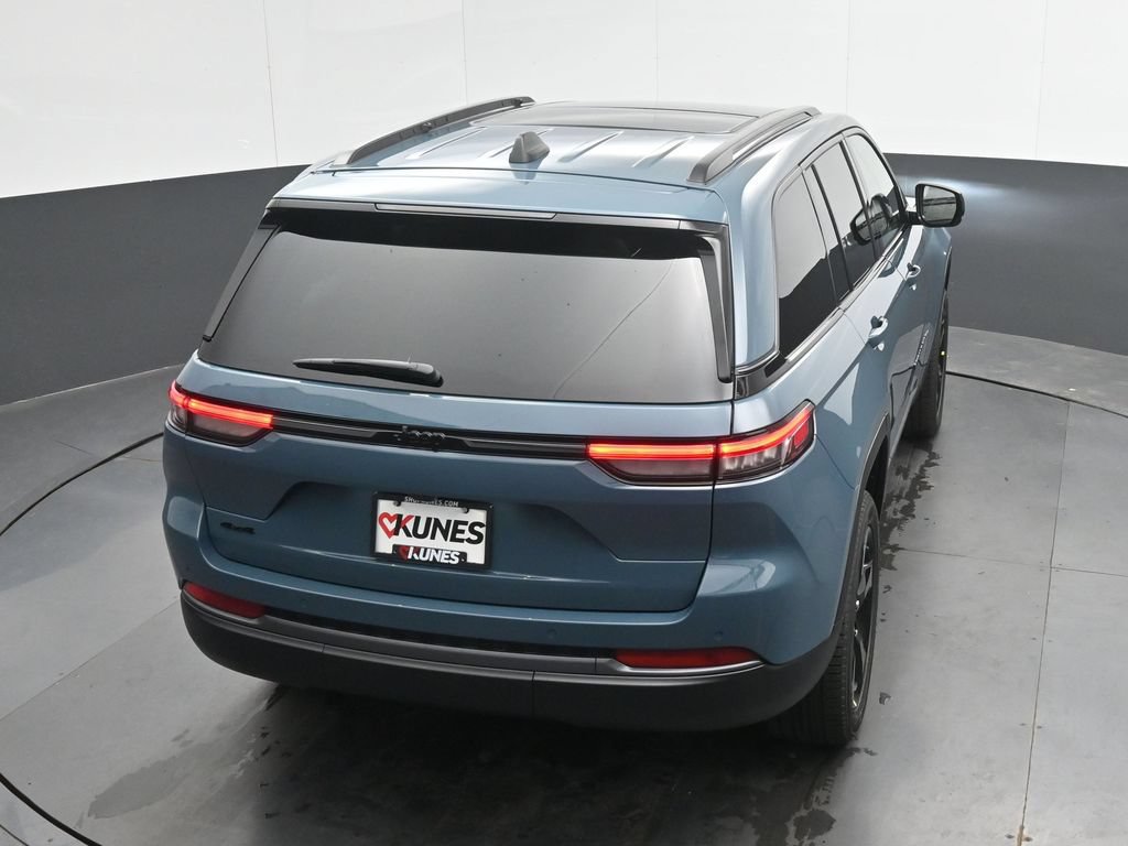 New 2027 Jeep Grand Cherokee Limited AWD/4WD image 33