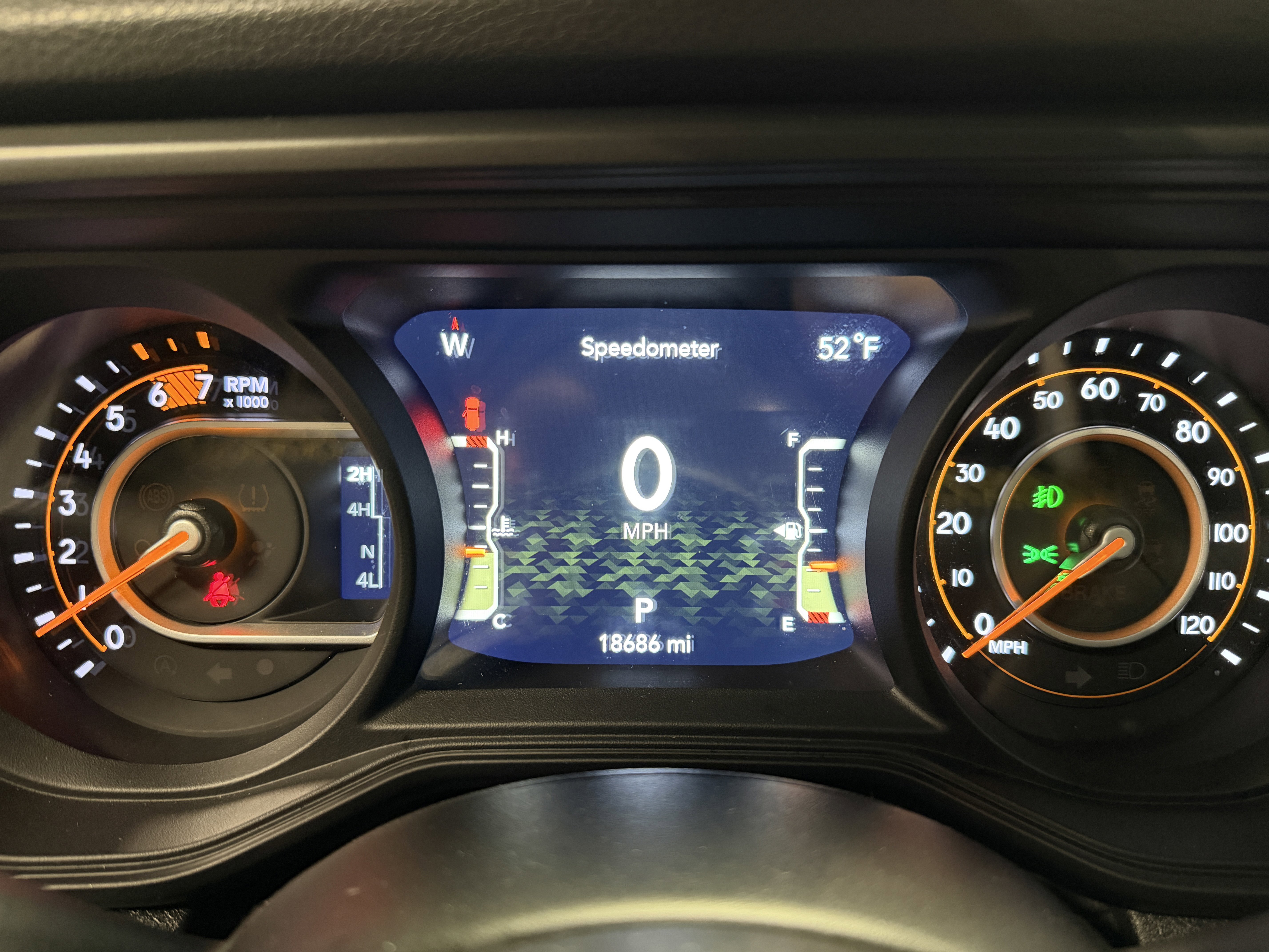 Used 2024 Jeep Wrangler Sport S image 17