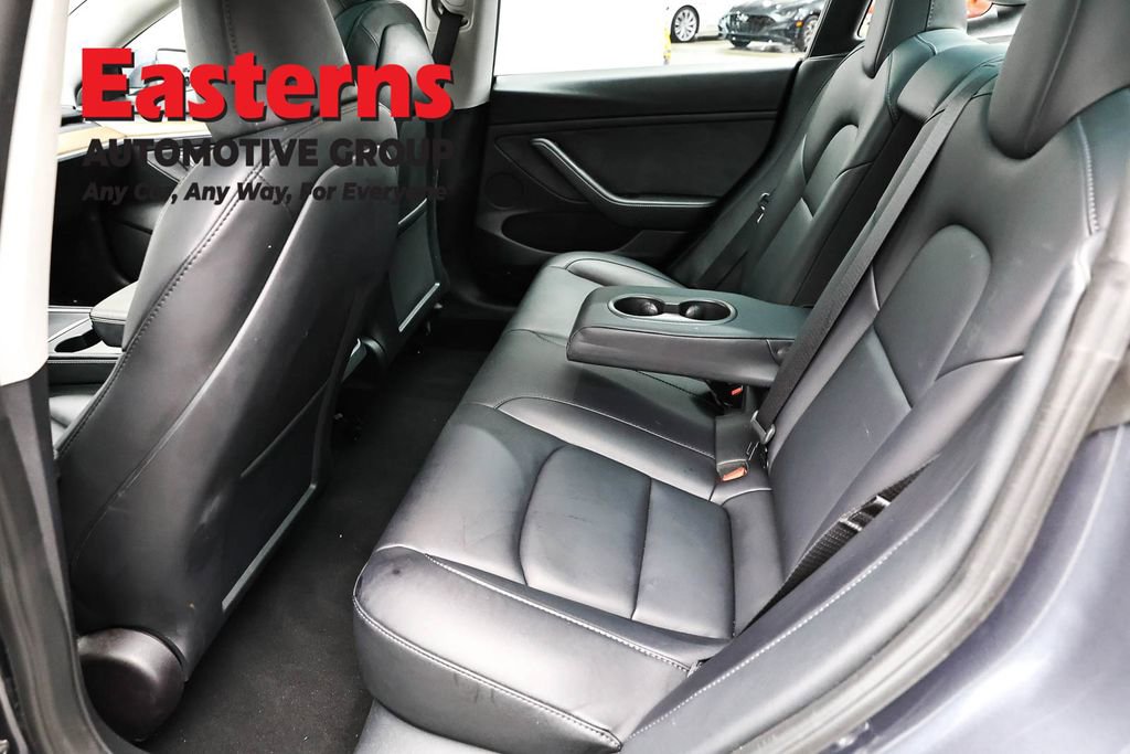 Used 2023 Tesla Model 3 Standard Range image 18