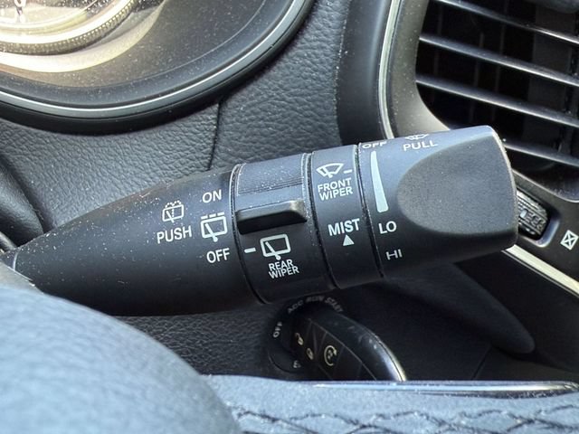 Used 2022 Jeep Cherokee Latitude w/ Sun & Sound Group AWD/4WD image 29