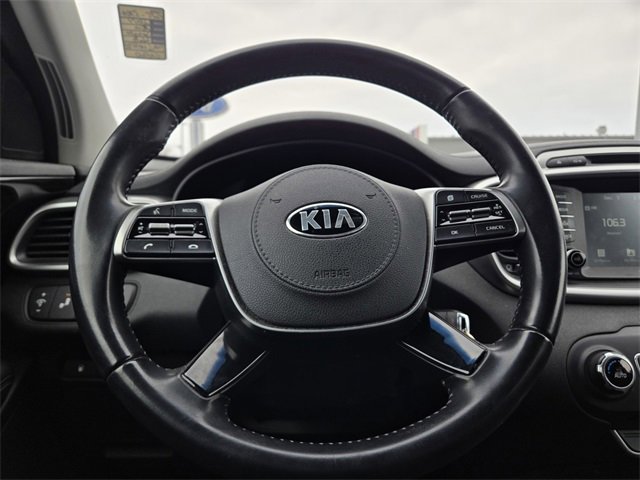 Used 2019 Kia Sorento LX w/ LX Convenience Package image 17