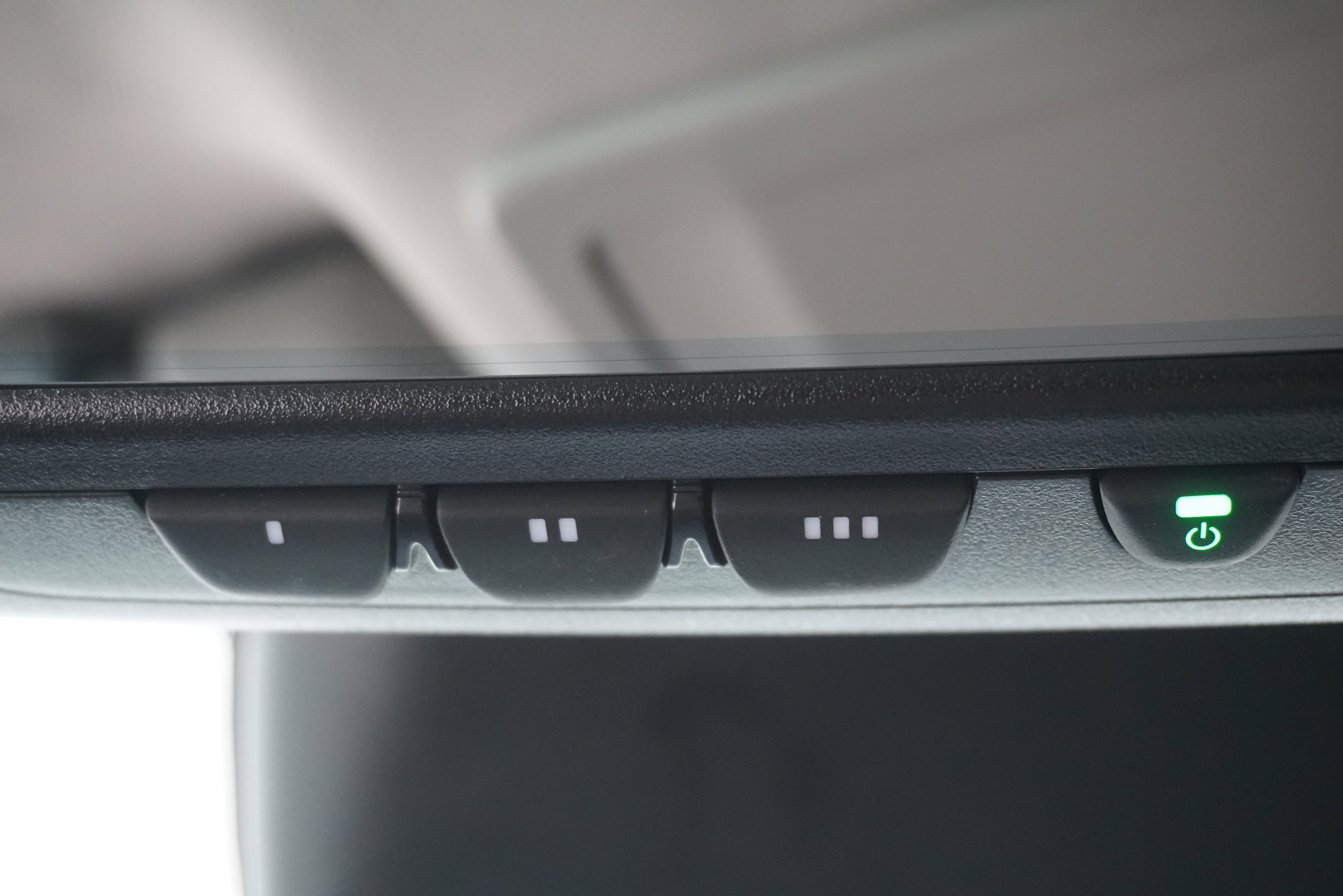 Used 2023 Toyota Highlander Limited FWD image 29