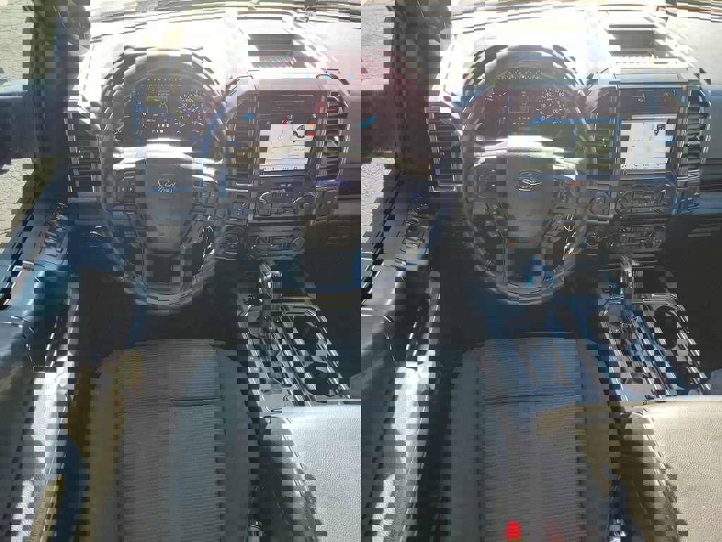 Used 2017 Ford F150 XLT w/ Equipment Group 302A Luxury image 14