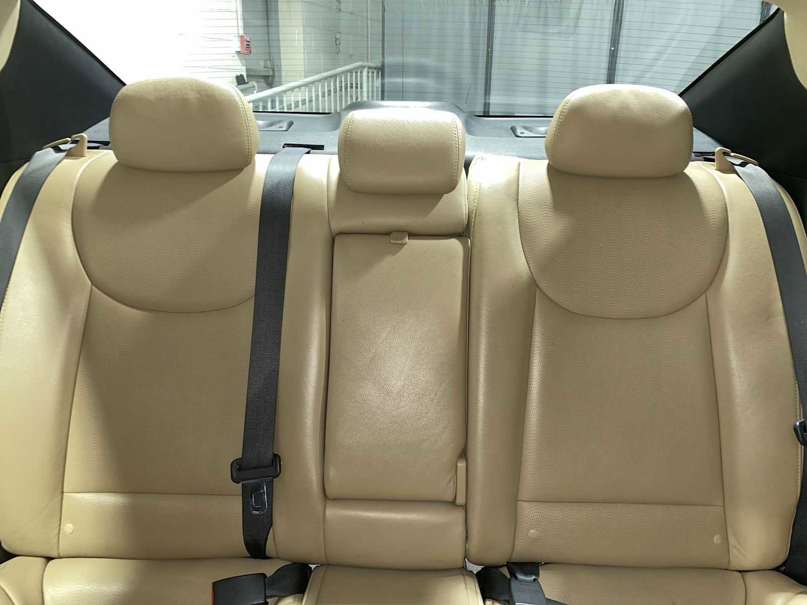 Used 2013 Hyundai Elantra Limited w/ Technology Pkg image 22