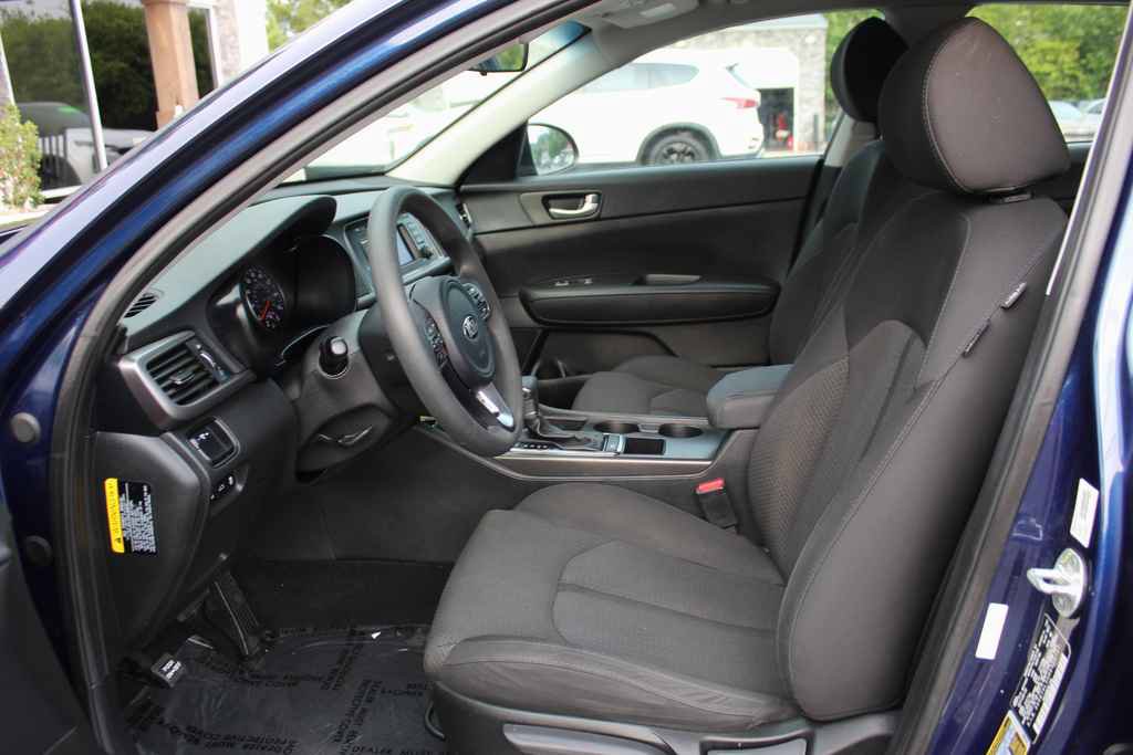 Used 2017 Kia Optima LX FWD image 25