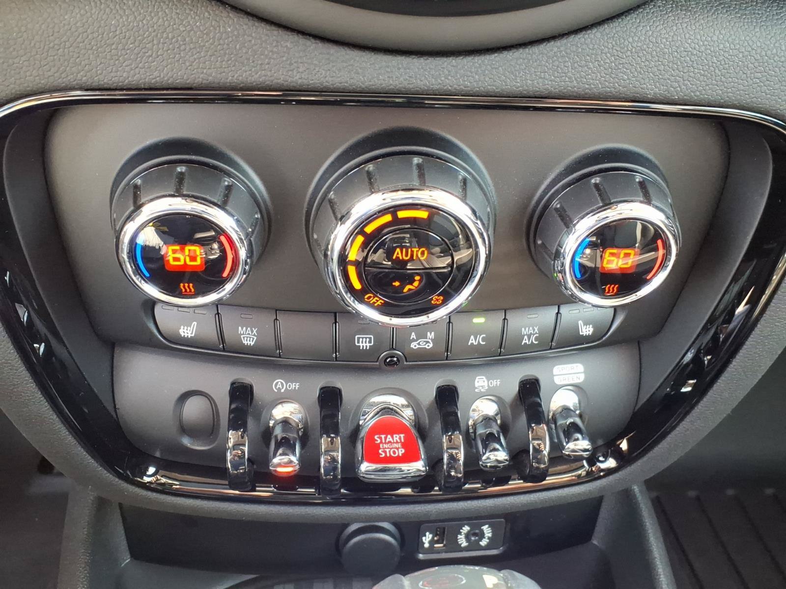 Used 2018 MINI Cooper Clubman S FWD image 12