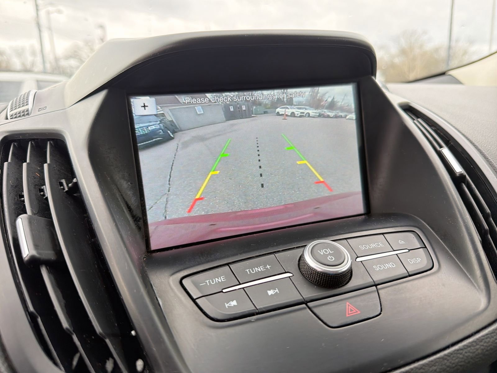 Used 2018 Ford Escape SE w/ SE Sport Appearance Package image 34