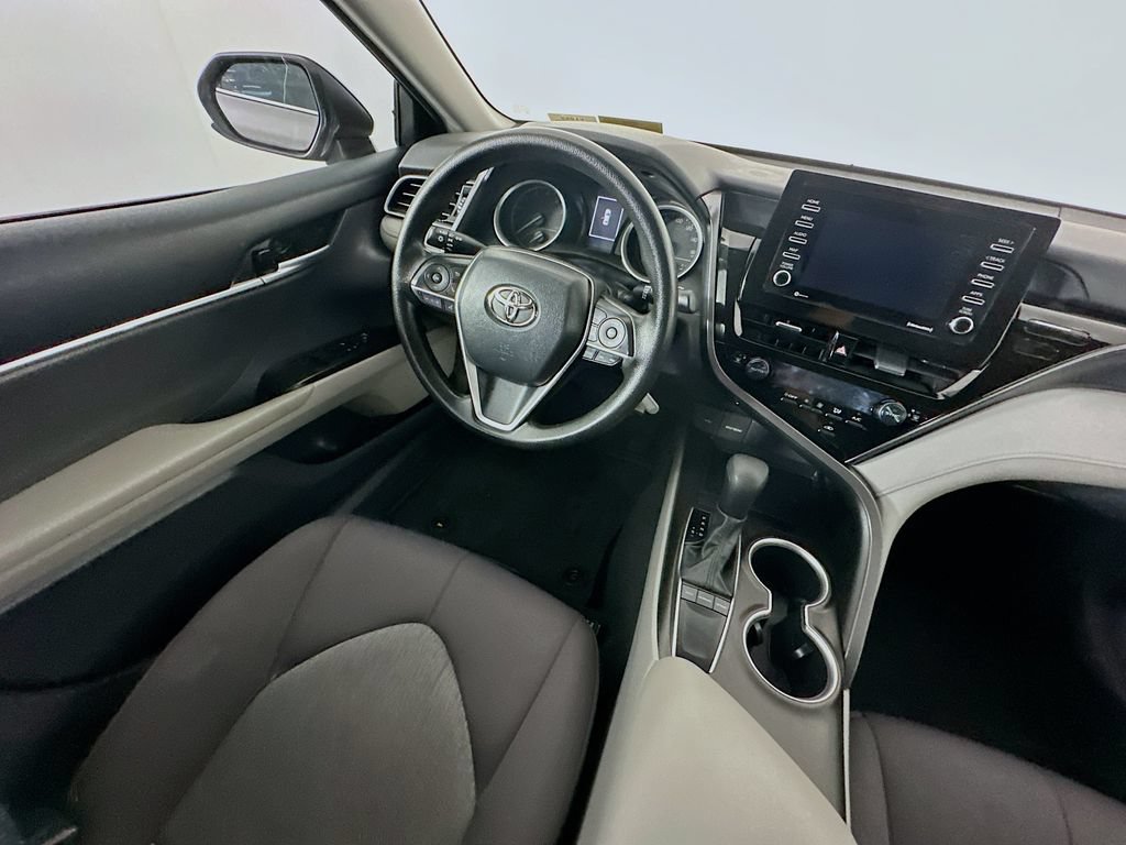 Used 2023 Toyota Camry LE FWD image 9