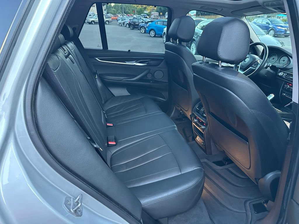 Used 2015 BMW X5 xDrive35d AWD/4WD image 11