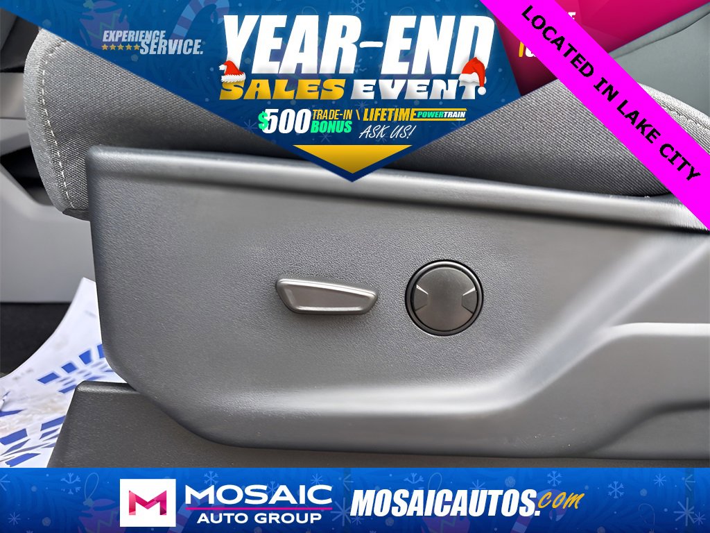 New 2026 Ford F350 XLT w/ XLT Premium Package image 25