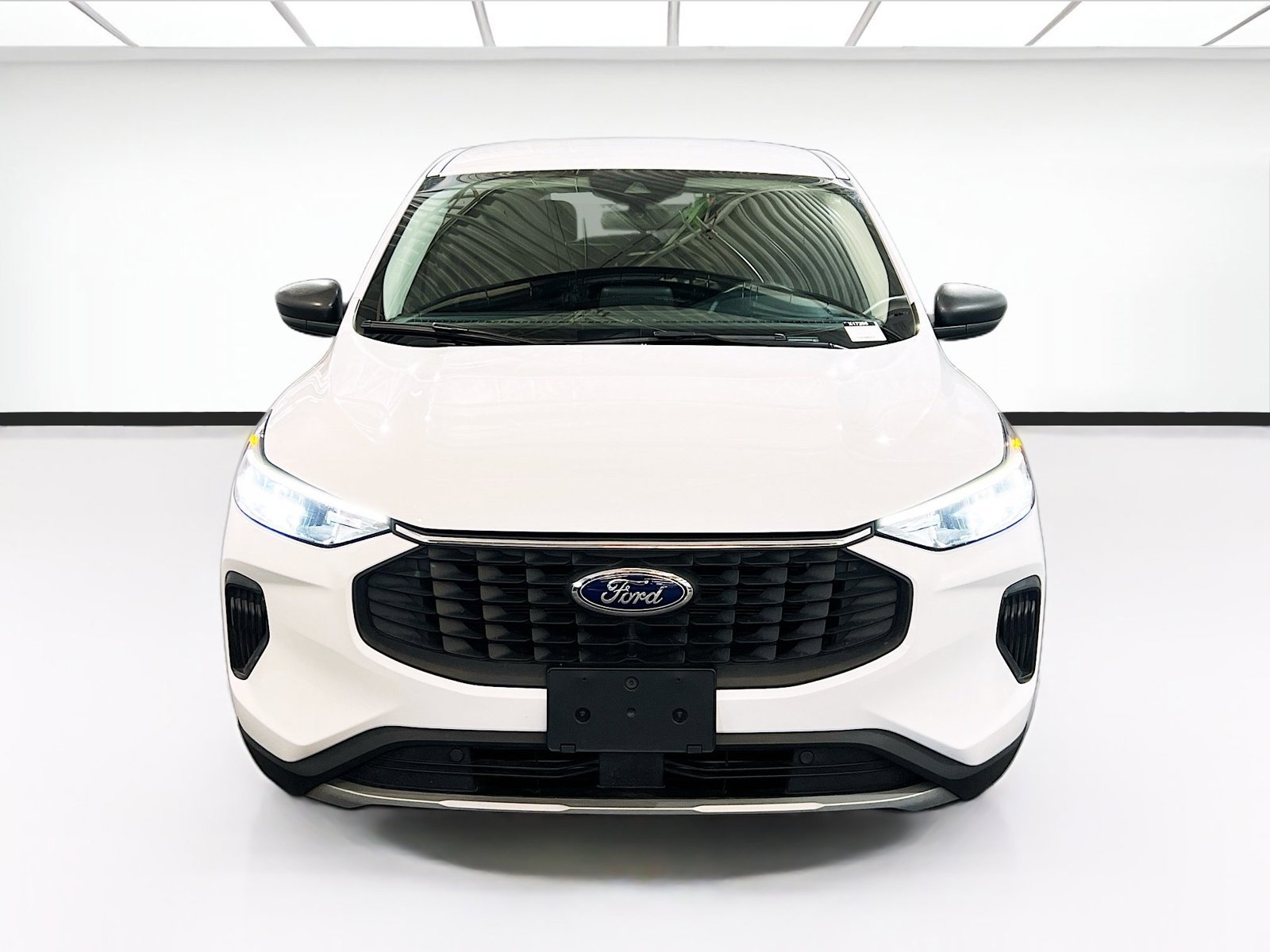 Used 2023 Ford Escape Active FWD image 2