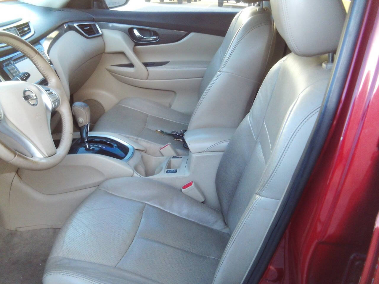 Used 2014 Nissan Rogue SL AWD/4WD image 9