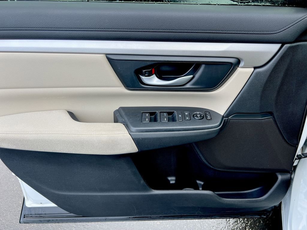 Used 2020 Honda CR-V LX image 18