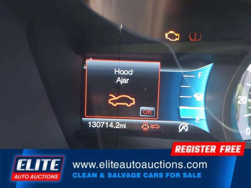 Used 2017 Ford Fusion SE w/ Fusion SE Technology Package image 29