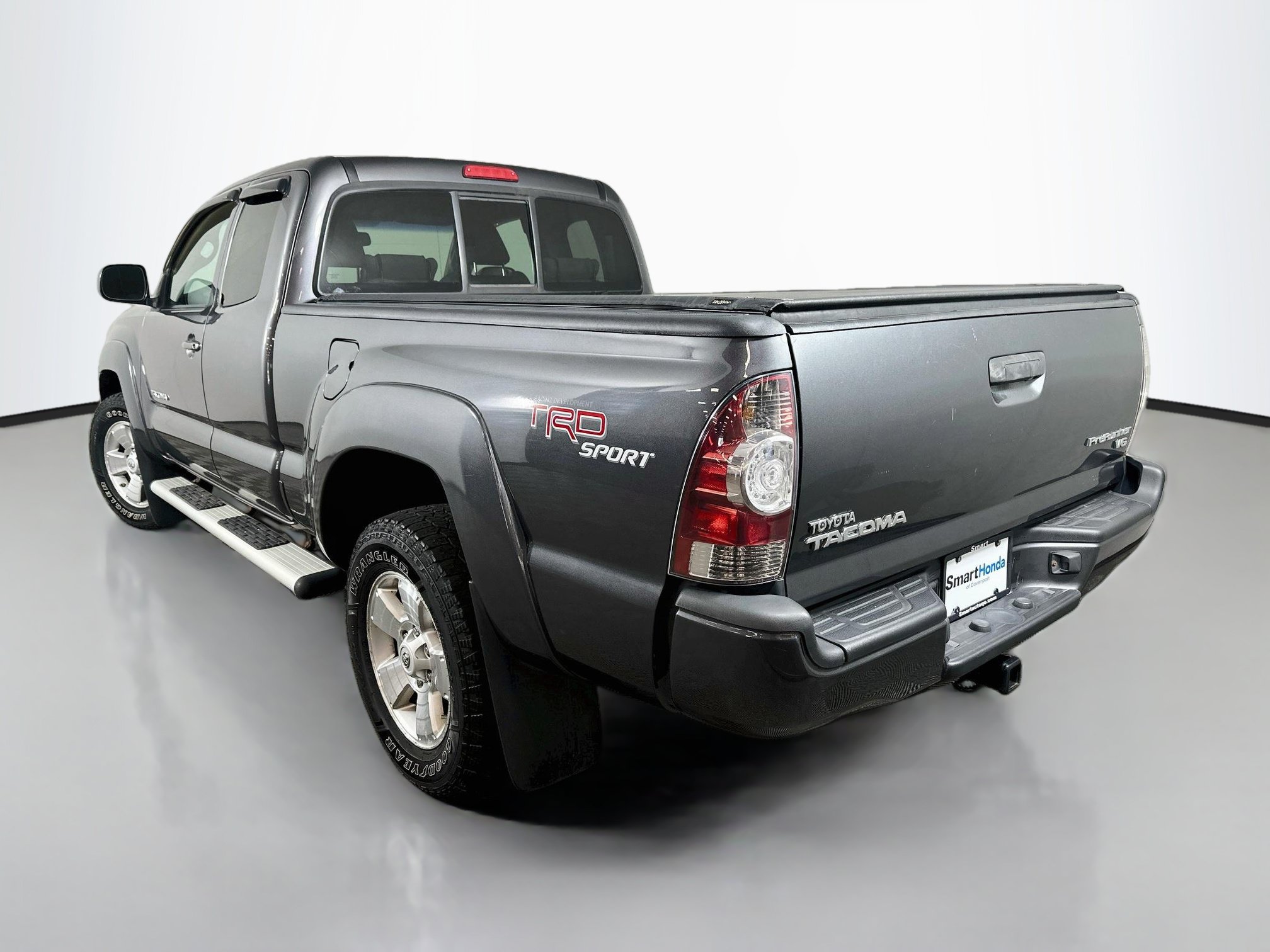 Used 2011 Toyota Tacoma PreRunner w/ TRD Sport Pkg RWD image 5