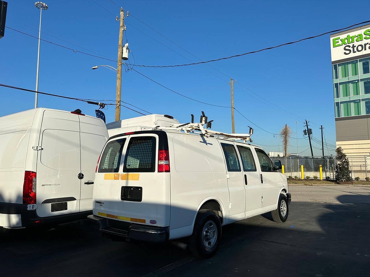 Used 2014 Chevrolet Express 2500 RWD image 6