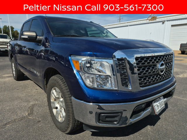 Certified 2018 Nissan Titan SV w/ SV Convenience Package RWD image 7
