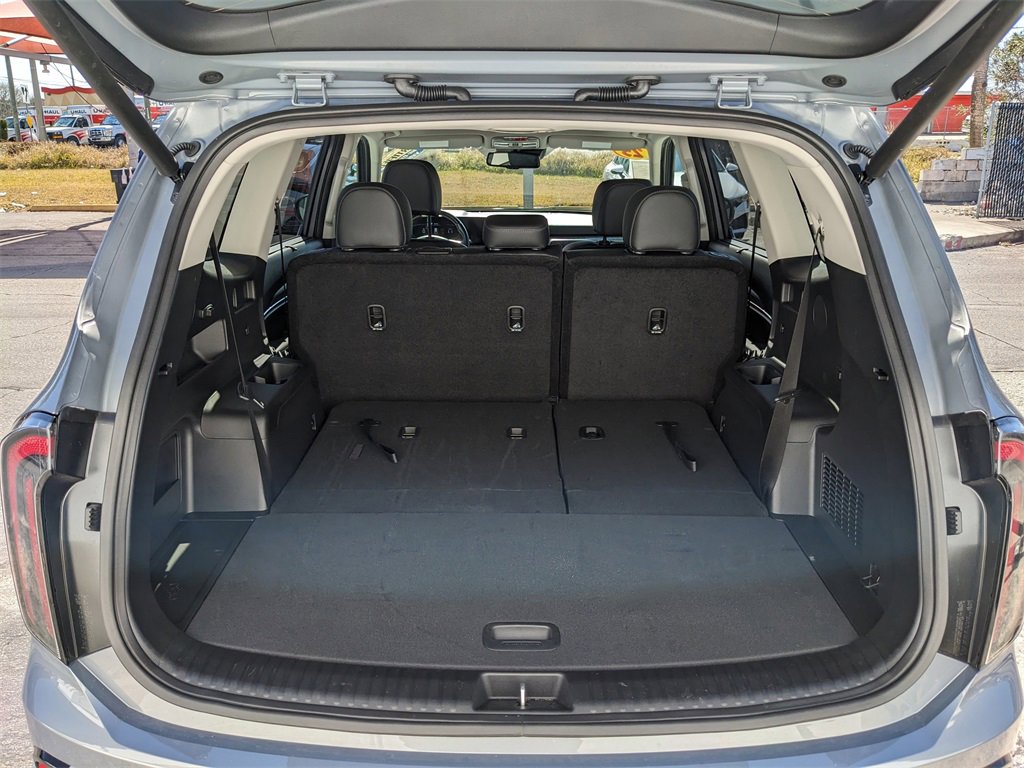 Certified 2025 Kia Telluride EX X-Line image 12