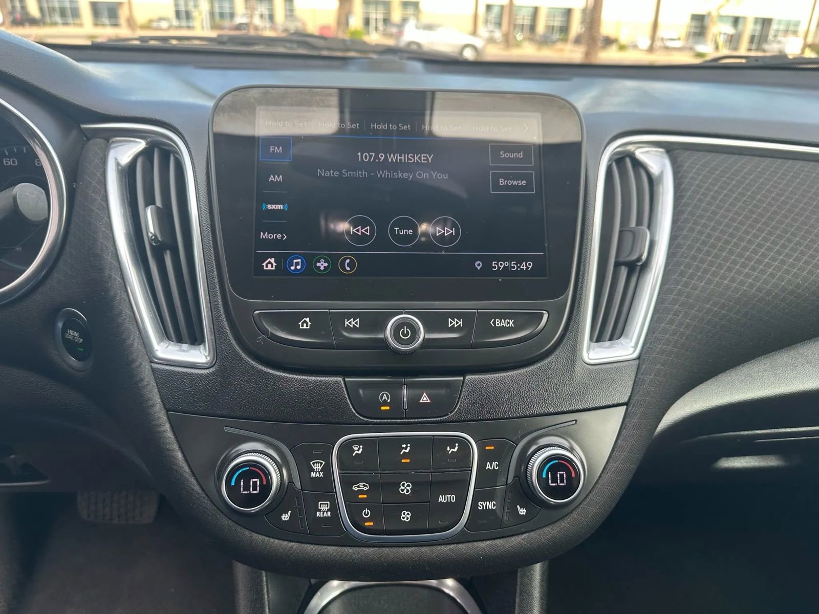 Used 2020 Chevrolet Malibu LT image 11