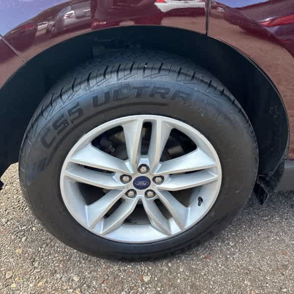 Used 2018 Ford Edge SEL w/ Equipment Group 201A FWD image 27
