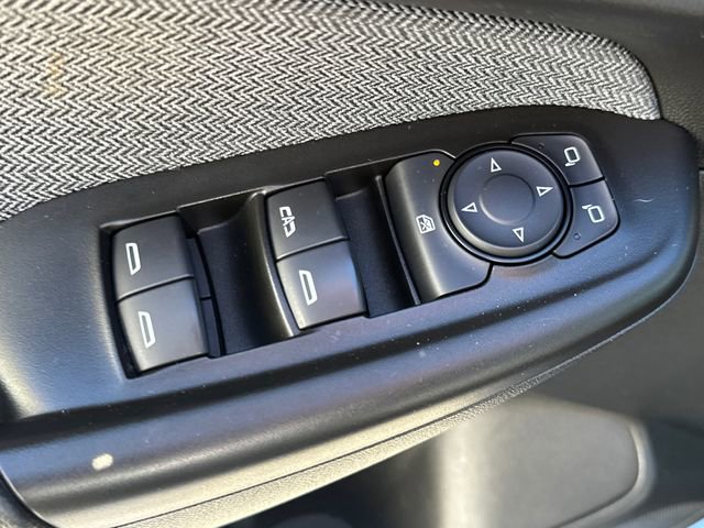 Used 2022 Chevrolet TrailBlazer LT w/ LPO, Blackout Package image 23