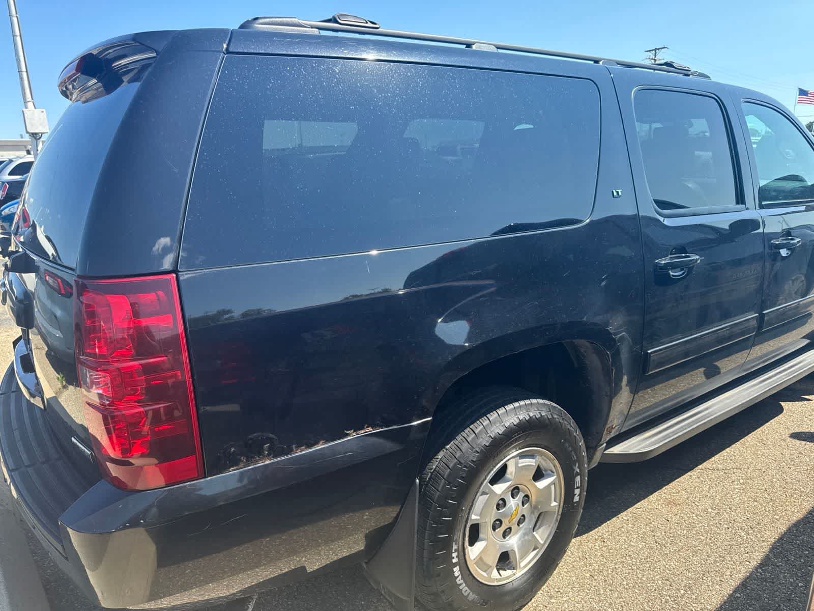 Used 2012 Chevrolet Suburban LT AWD/4WD image 12