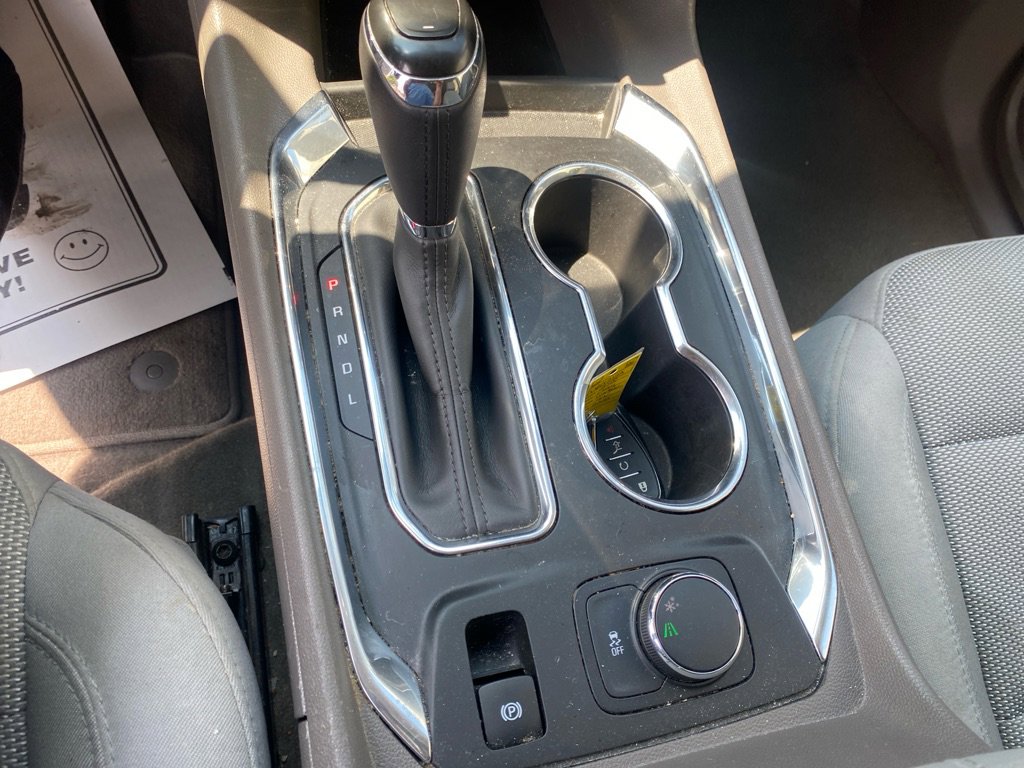 Used 2018 Chevrolet Traverse LT image 17