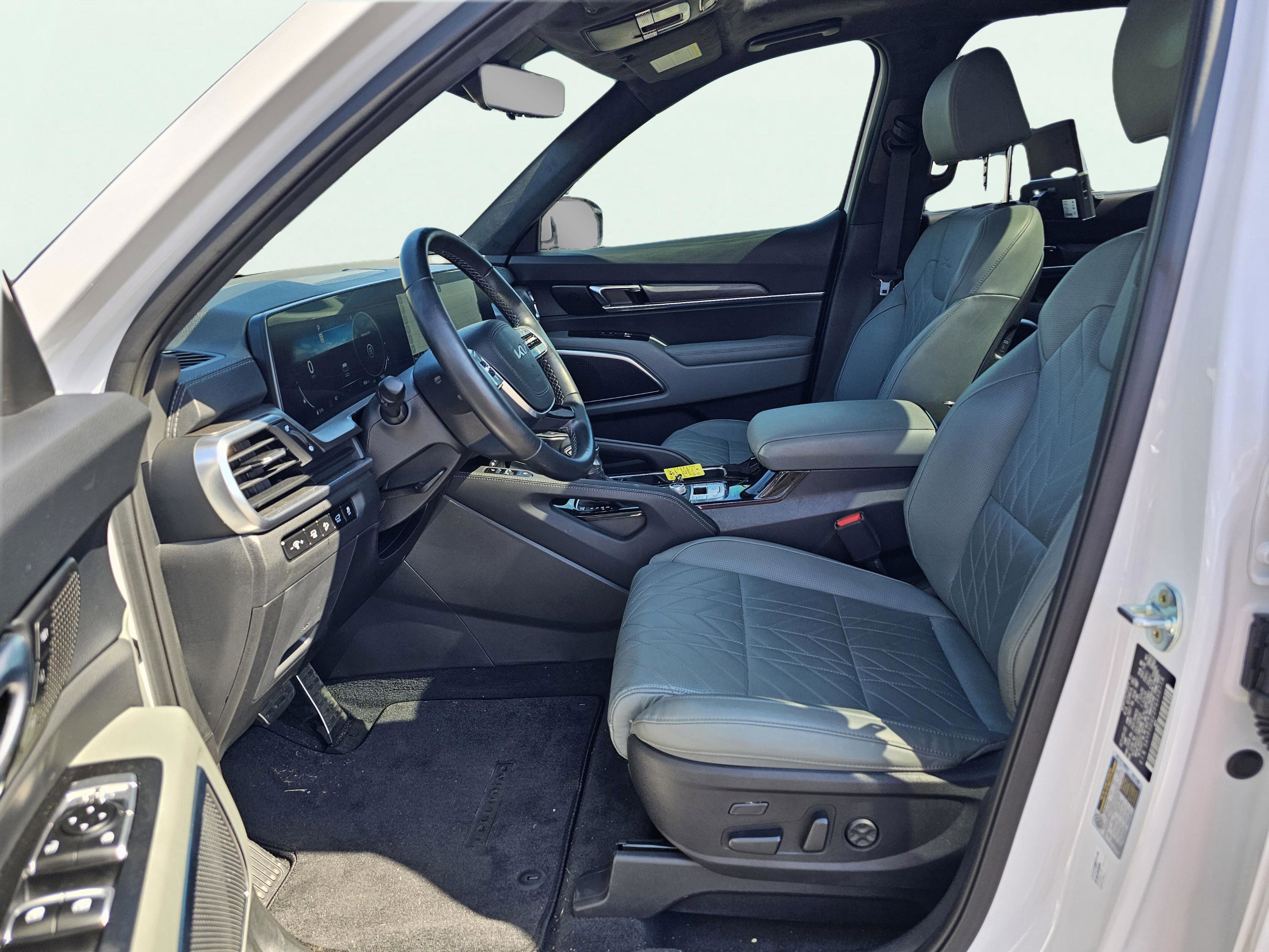 Used 2023 Kia Telluride SX Prestige X-Line AWD/4WD image 16