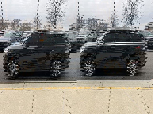 Used 2023 Lincoln Aviator Grand Touring w/ Equipment Group 301A image 4