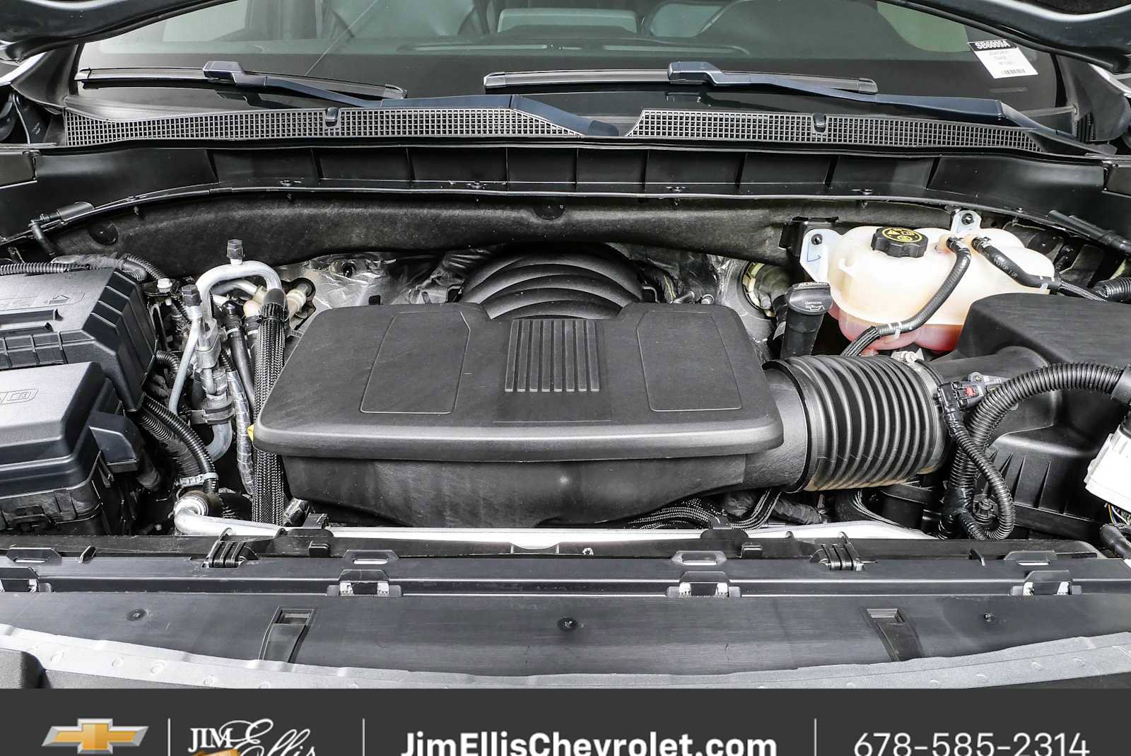 Used 2024 Chevrolet Tahoe LS w/ Driver Alert Package RWD image 35