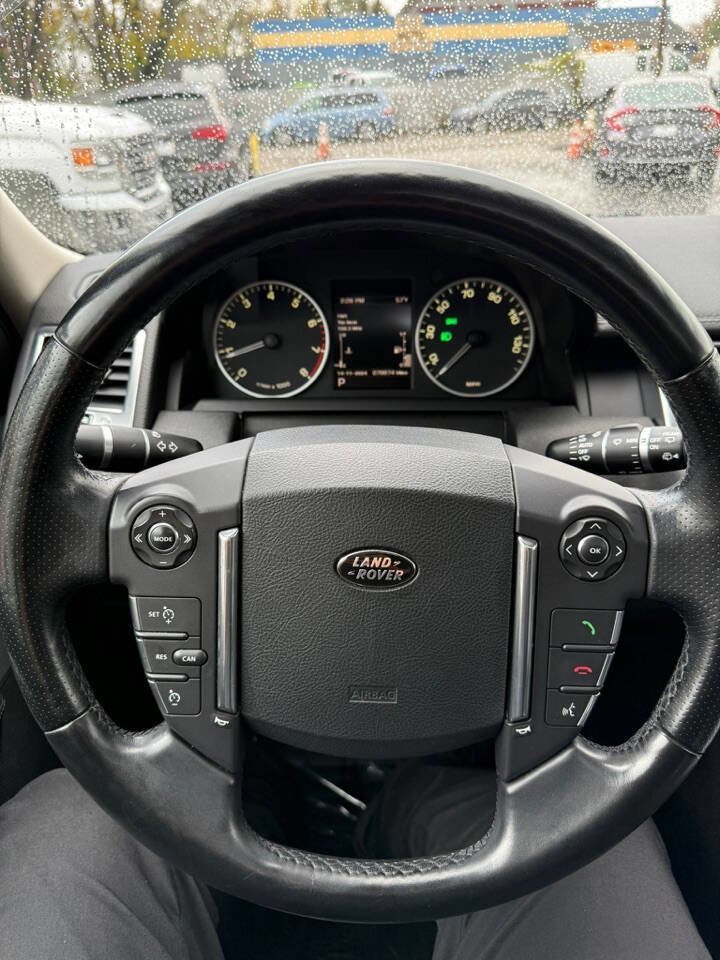 Used 2013 Land Rover Range Rover Sport HSE w/ HSE Silver Pkg image 24