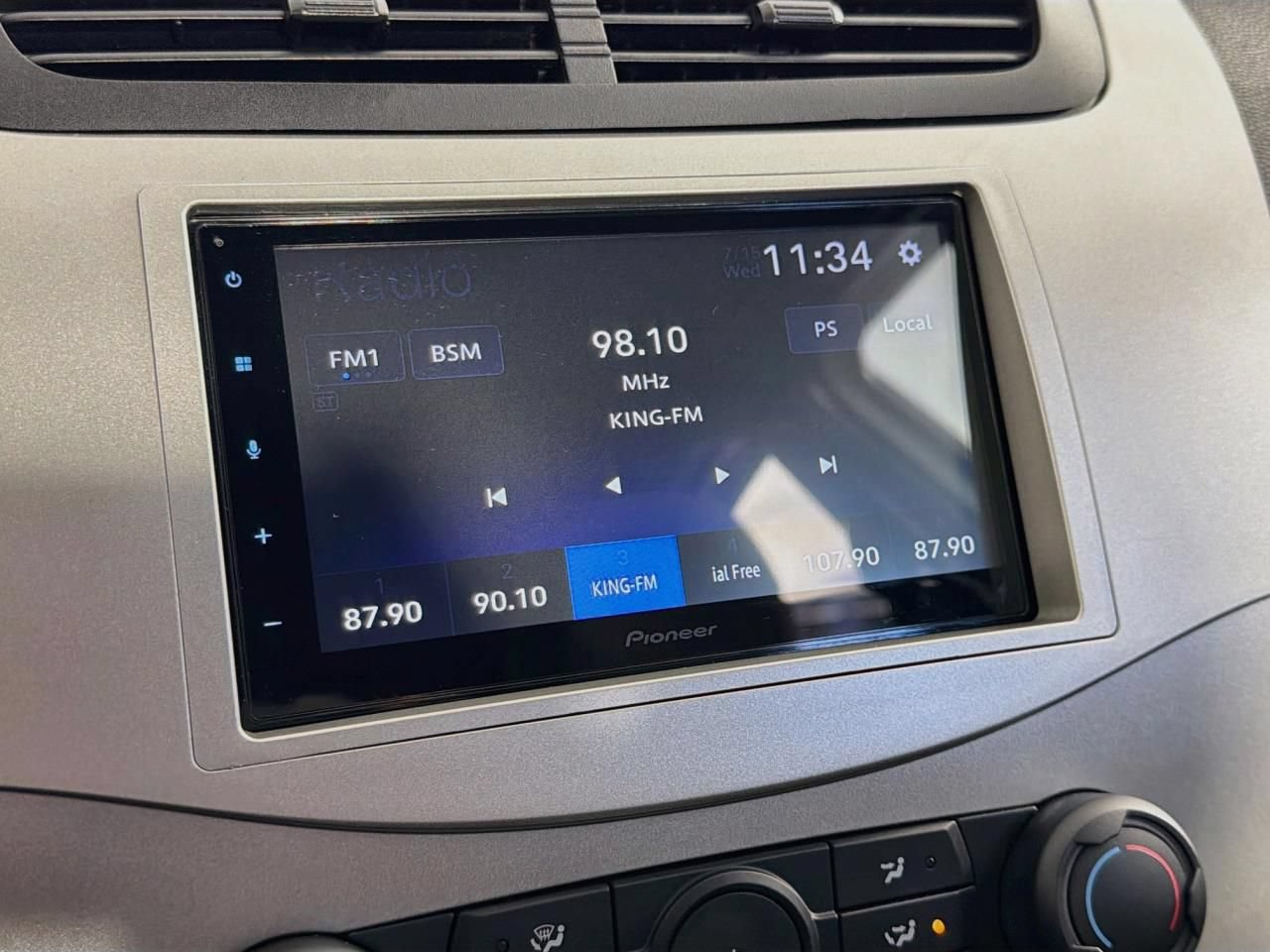 Used 2010 Ford Focus SE FWD image 32
