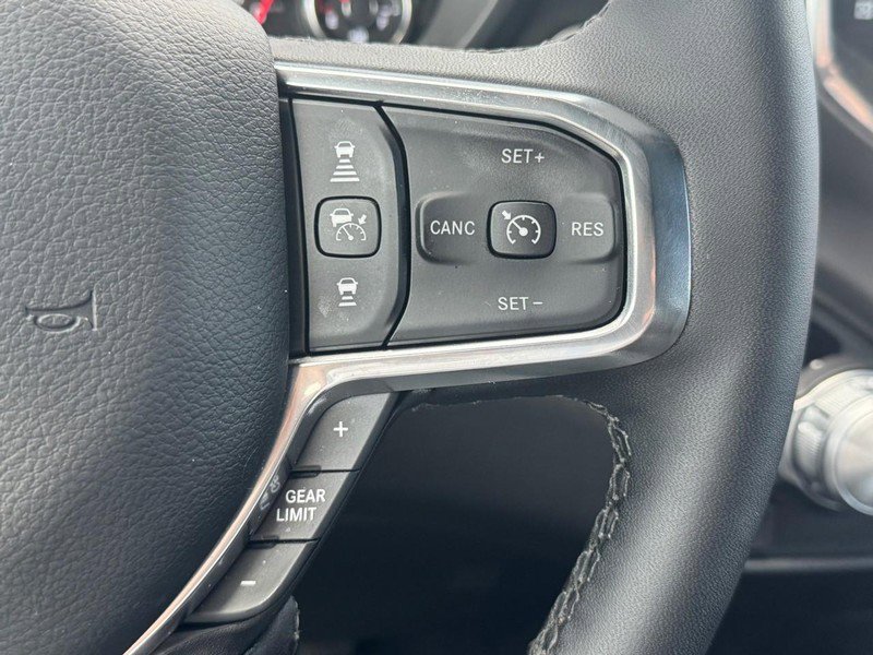 Used 2025 RAM 1500 Laramie image 17