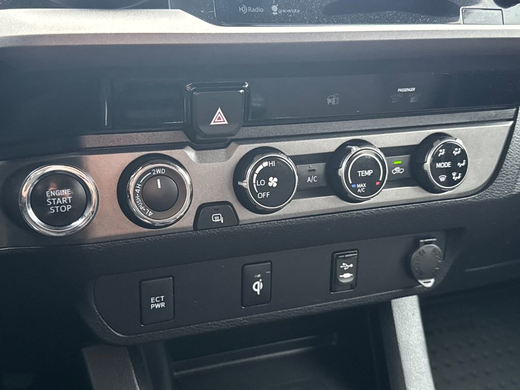 Used 2016 Toyota Tacoma TRD Off-Road w/ Towing Package image 24