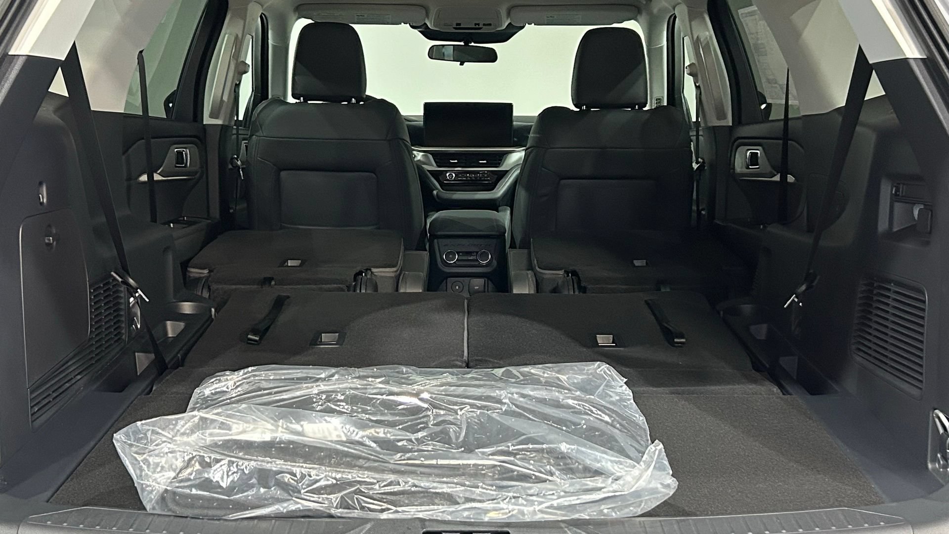 New 2026 Ford Explorer Active w/ Active Comfort Package AWD/4WD image 40