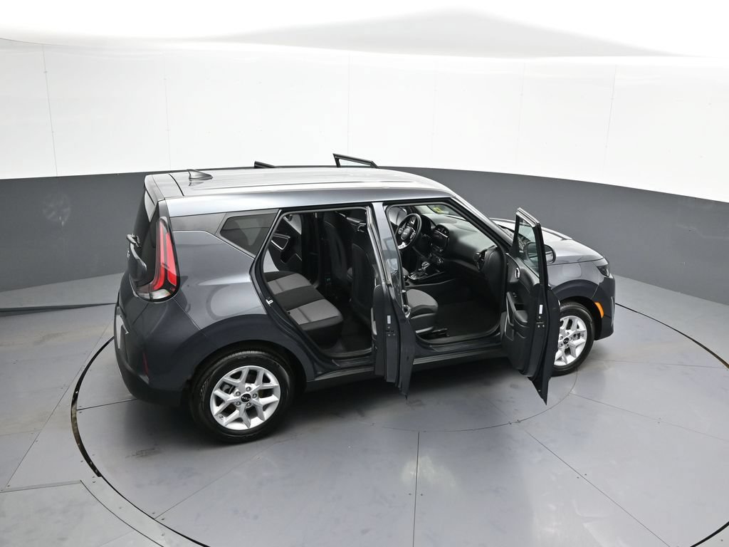 Certified 2025 Kia Soul S FWD image 44