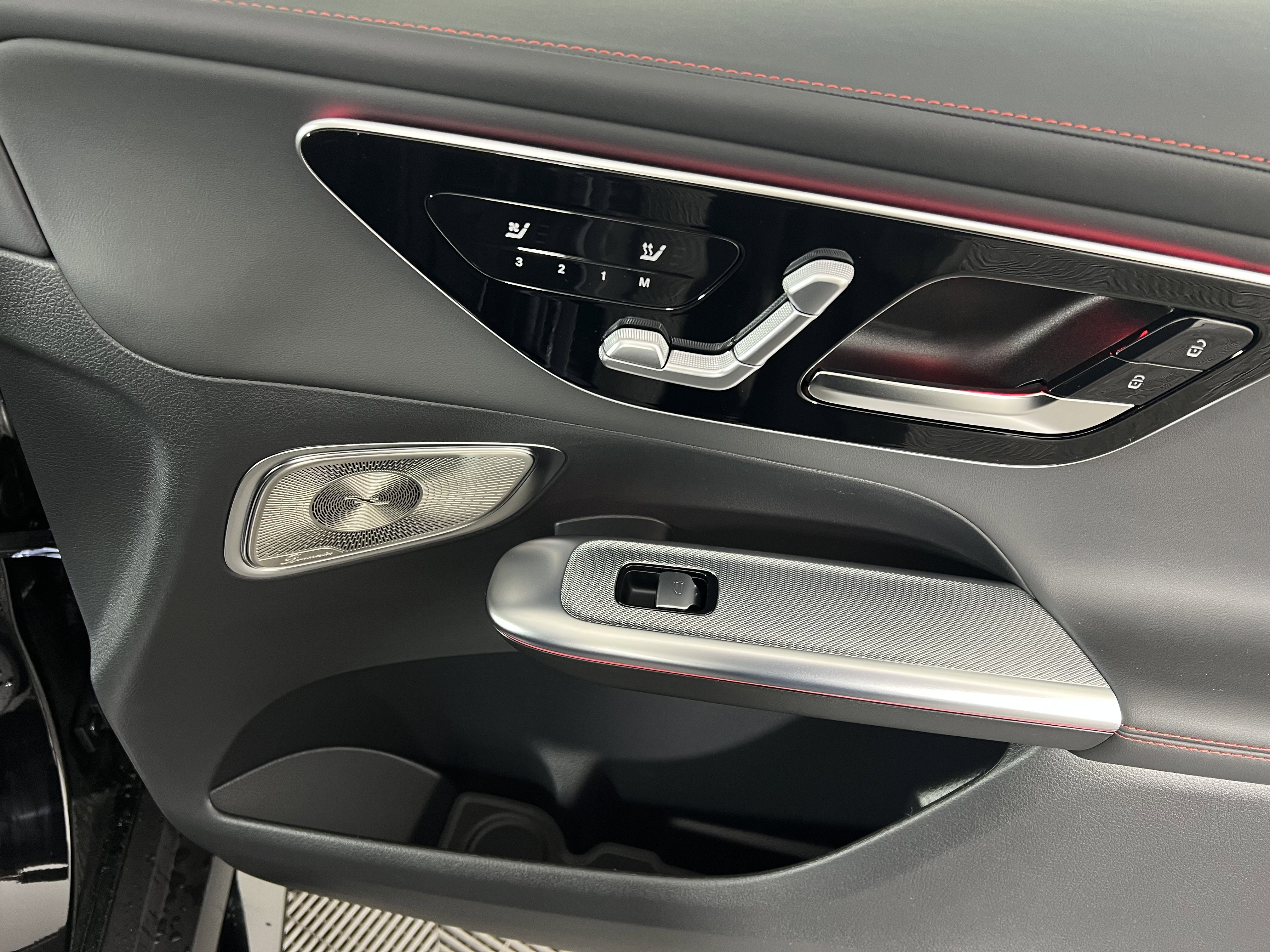 New 2026 Mercedes-Benz GLC 43 AMG 4MATIC Coupe image 25