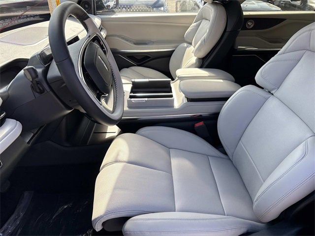 New 2025 Lincoln Navigator L Reserve image 23