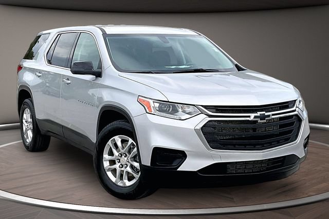 Used 2021 Chevrolet Traverse LS FWD image 9