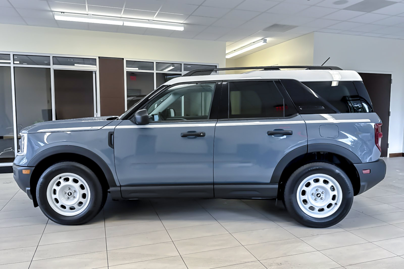 Used 2025 Ford Bronco Sport Heritage w/ Convenience Package AWD/4WD image 7