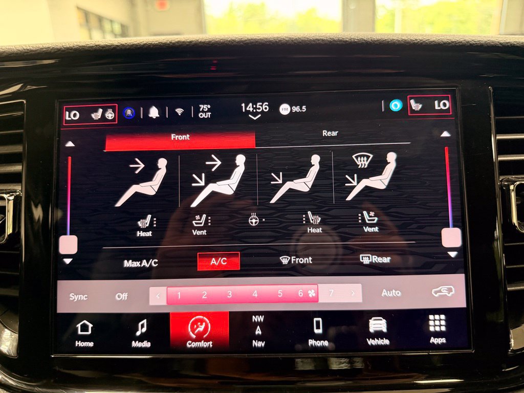 Used 2025 Dodge Durango R/T AWD/4WD image 42